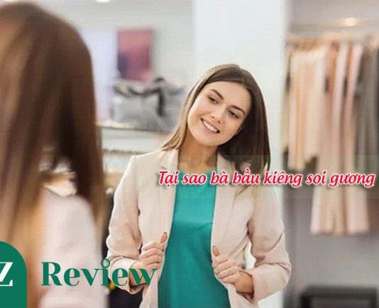 Tại sao bà bầu kiêng soi gương